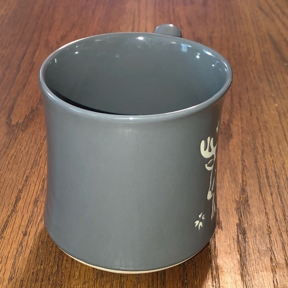 Holiday Time 🦌 White Reindeer Etched Porcelain Christmas Holiday Coffee Mug Cup - Picture 6 of 6